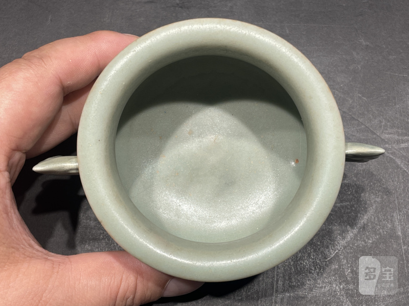 明 龙泉双兽耳炉 - 图6